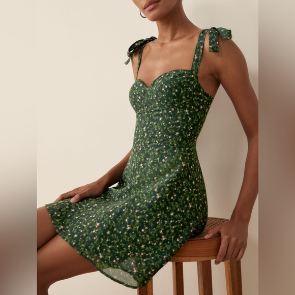 Reformation Niara dress in Coriander SZ 8 NWT - Picture 3 of 8